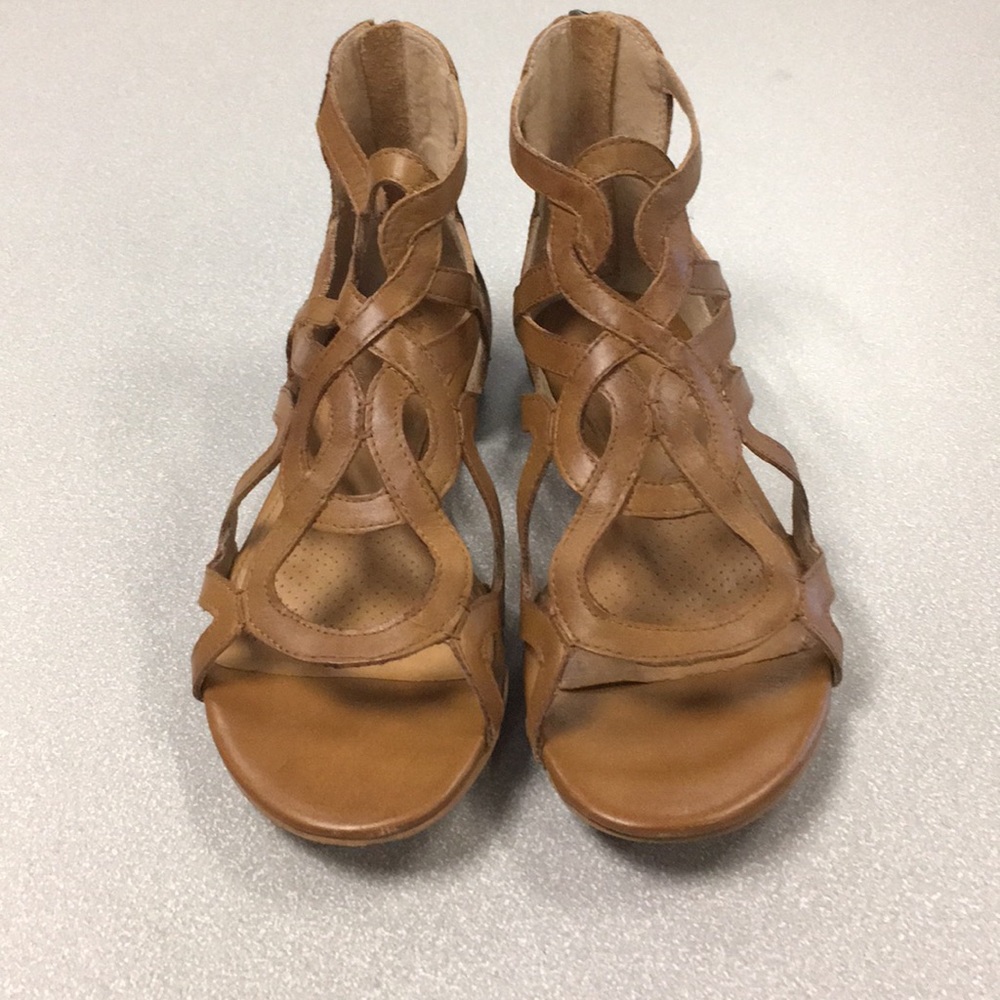 Corso Como Surrey Sandals 6.5 - Make an offer!